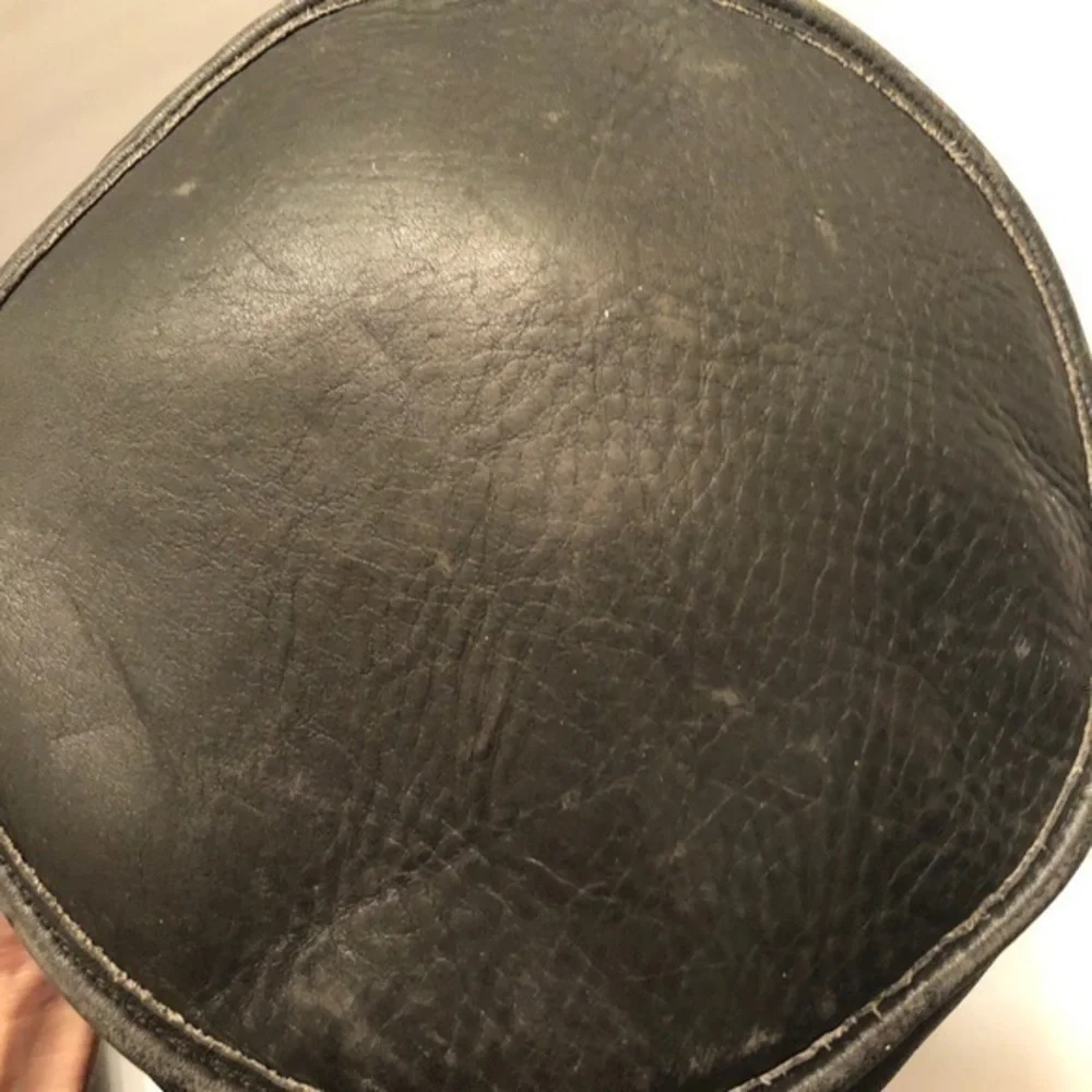 Coach vintage xl black leather feed bucket bag 9085